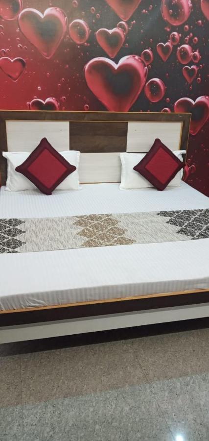 Branded Guest House Jalandhar Exterior photo